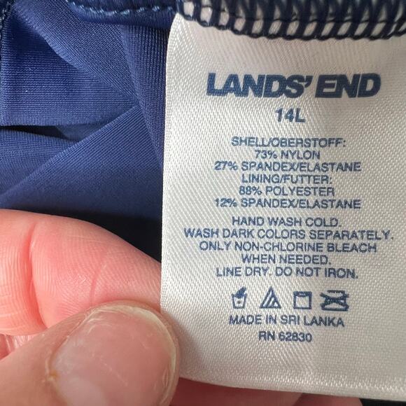Lands End Womens 14L Long Navy One Piece Swimsuit Built-In Support V-Back Modest - Picture 7 of 9
